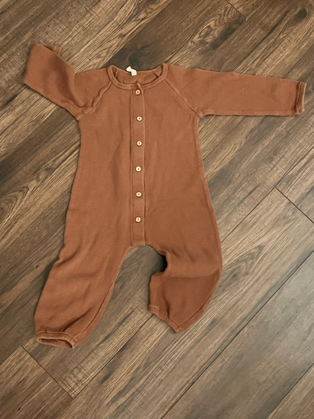 Quincy Mae | 12-18 mo | Gender Neutral Organic Cotton Ribbed One-Piece Romper